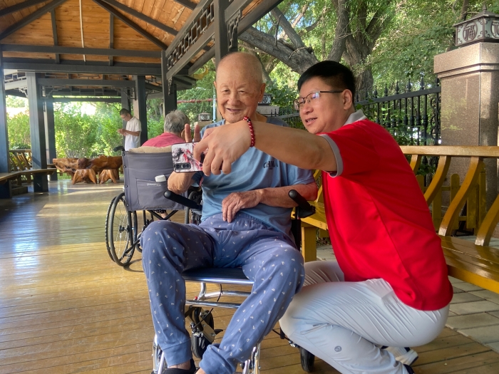 三等奖  齐齐哈尔市-白金龙-陪伴
